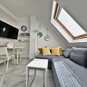  Apartamento Coqueto Atico De Playa España