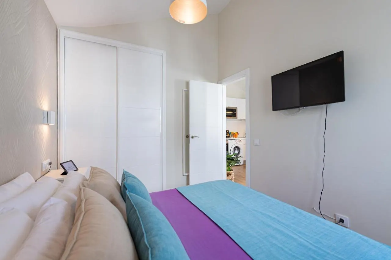 Homeforguest Modern And New Beachfront Apartment La Oliva Spanien
